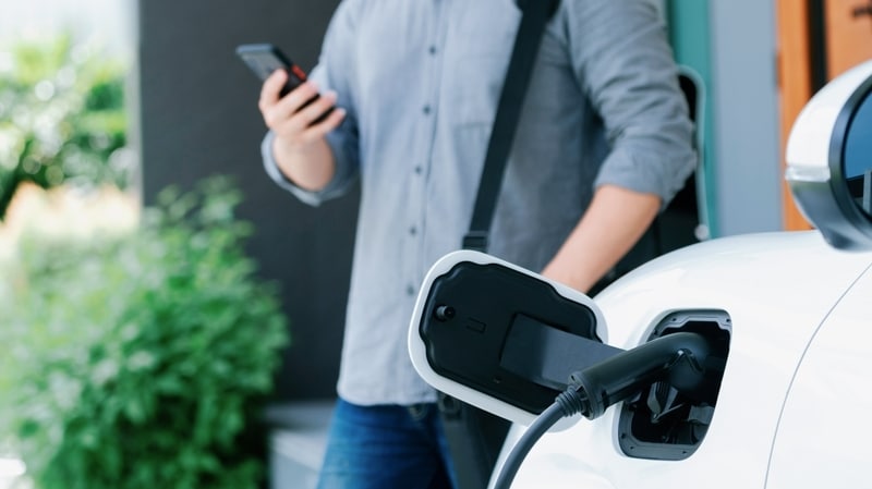 EV Inequality: 34% of Australians Unable to Install an EV Charger at Home   